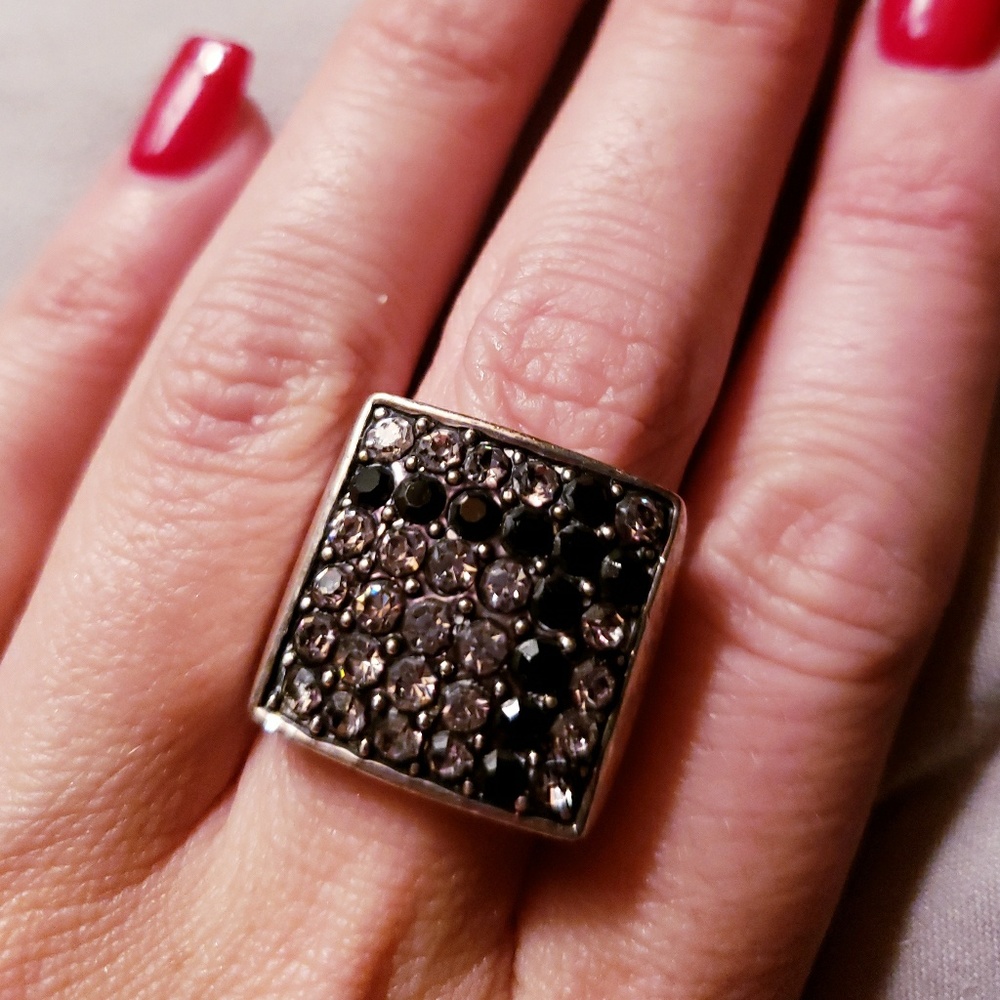 Black onyx and clear Rhinestone Guess ring